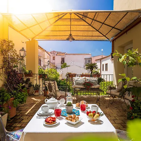 Bed & Breakfast Palazzo Sant'agostino 4*