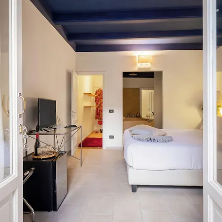 Bed & Breakfast Palazzo Sant'agostino 4*